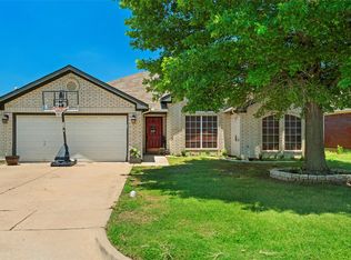 1806 Saint Nevis Dr, Mansfield, TX 76063