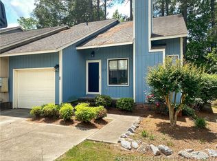 207 Charmant Rd, Lumberton, NC 28358