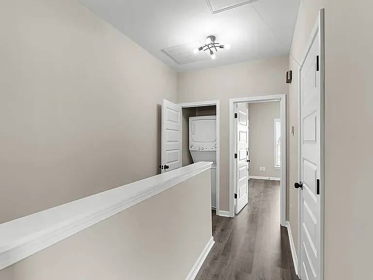 53 Living Rd — Photo 9