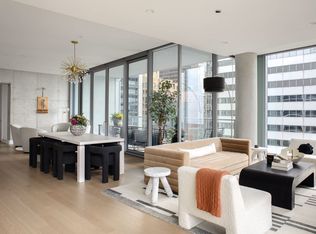 54 E Randolph St #ID1029627P, Chicago, IL 60601