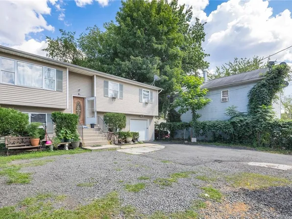 10 Johnson Street, Spring Valley, NY 10977