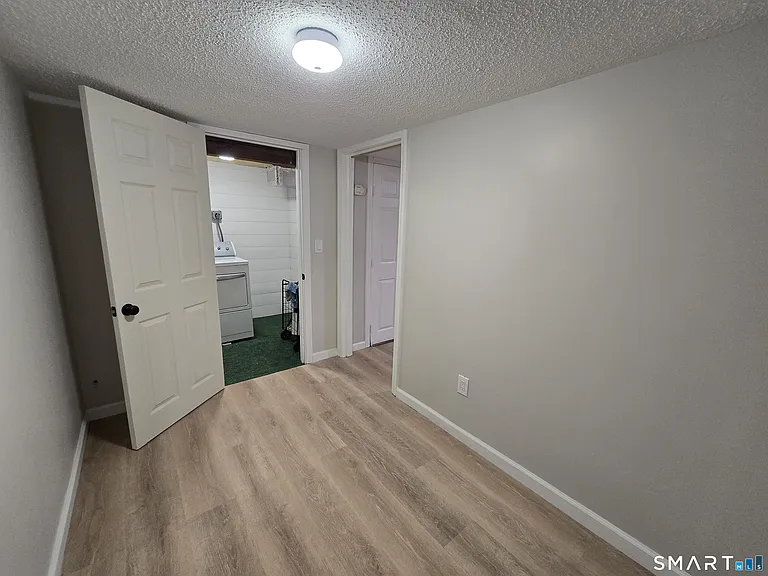 157 S River Rd — Photo 11