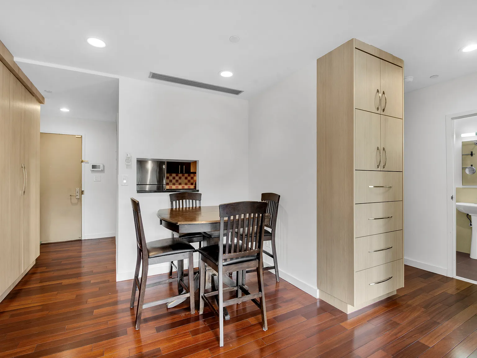 2360 Amsterdam Avenue — Photo 4