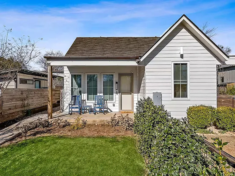 3 bed, 2.5 bath, 1732 sqft, $3,400 — Photo 4