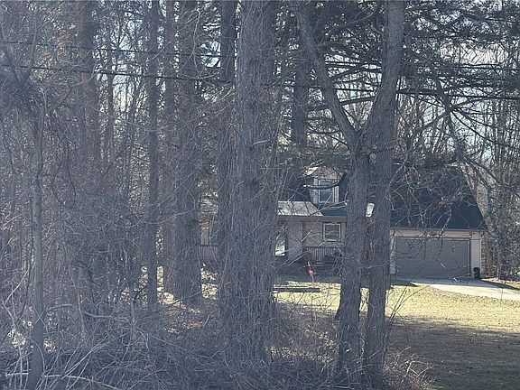 3rd image of 9339 Stanley Rd