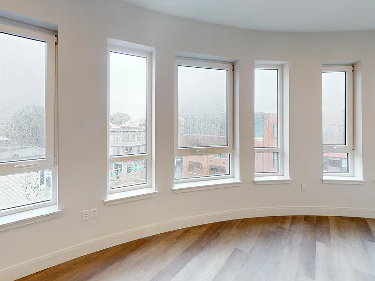 959 Dorchester Ave #406 — Photo 4