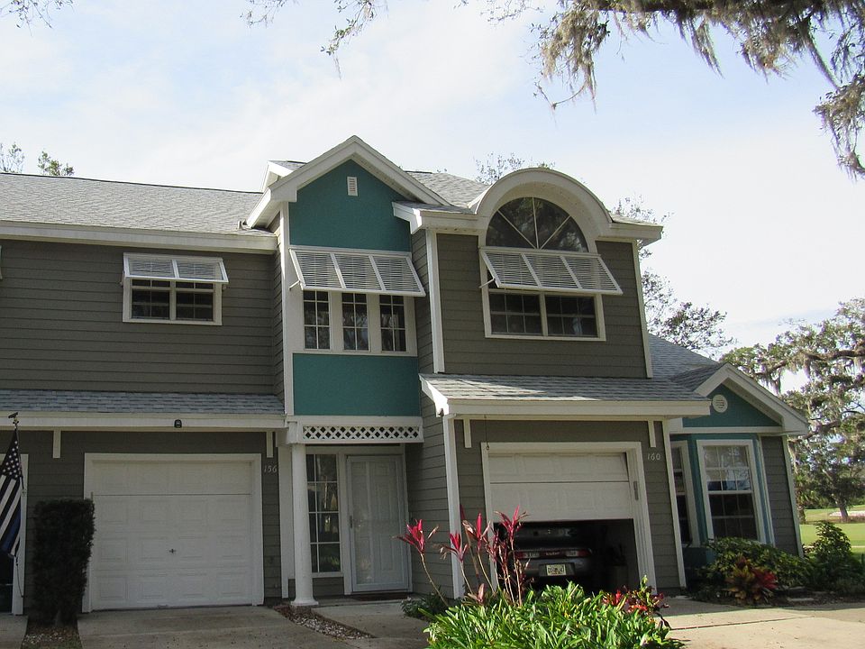 Grand Oaks