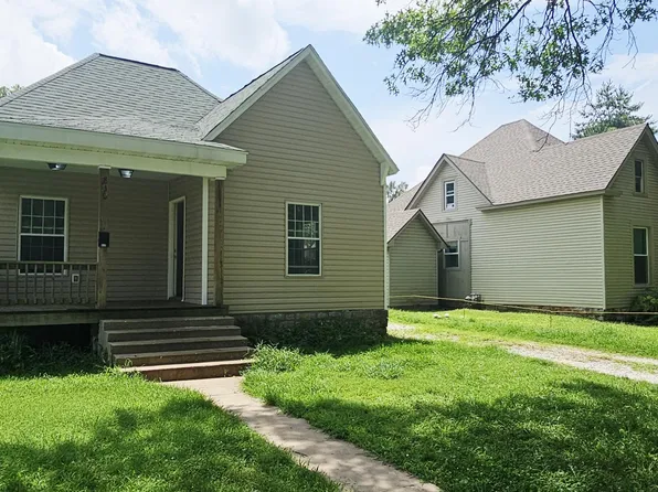830 W Scott Street, Springfield, MO 65802