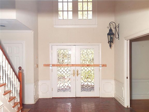 5th image of 203 Beauvoir Ct