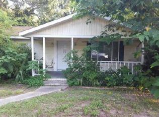 200 SE Park St, Mayo, FL 32066