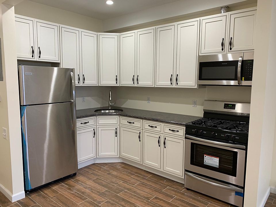 1st image of 9122 175th St #1FL