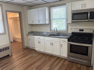 139 Prospect St APT 2, Pawtucket, RI 02860