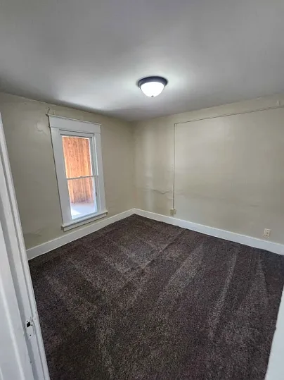 952 W 29th St #2 — Photo 7