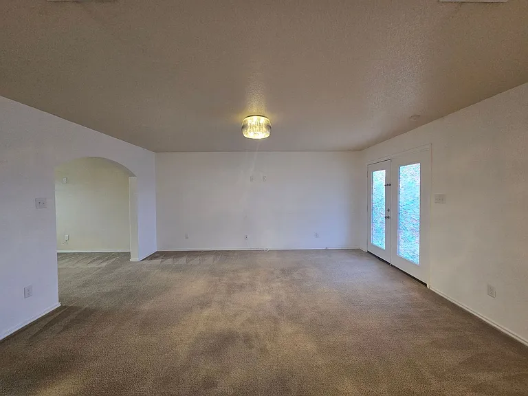 5108 Screaming Eagle Cir — Photo 9