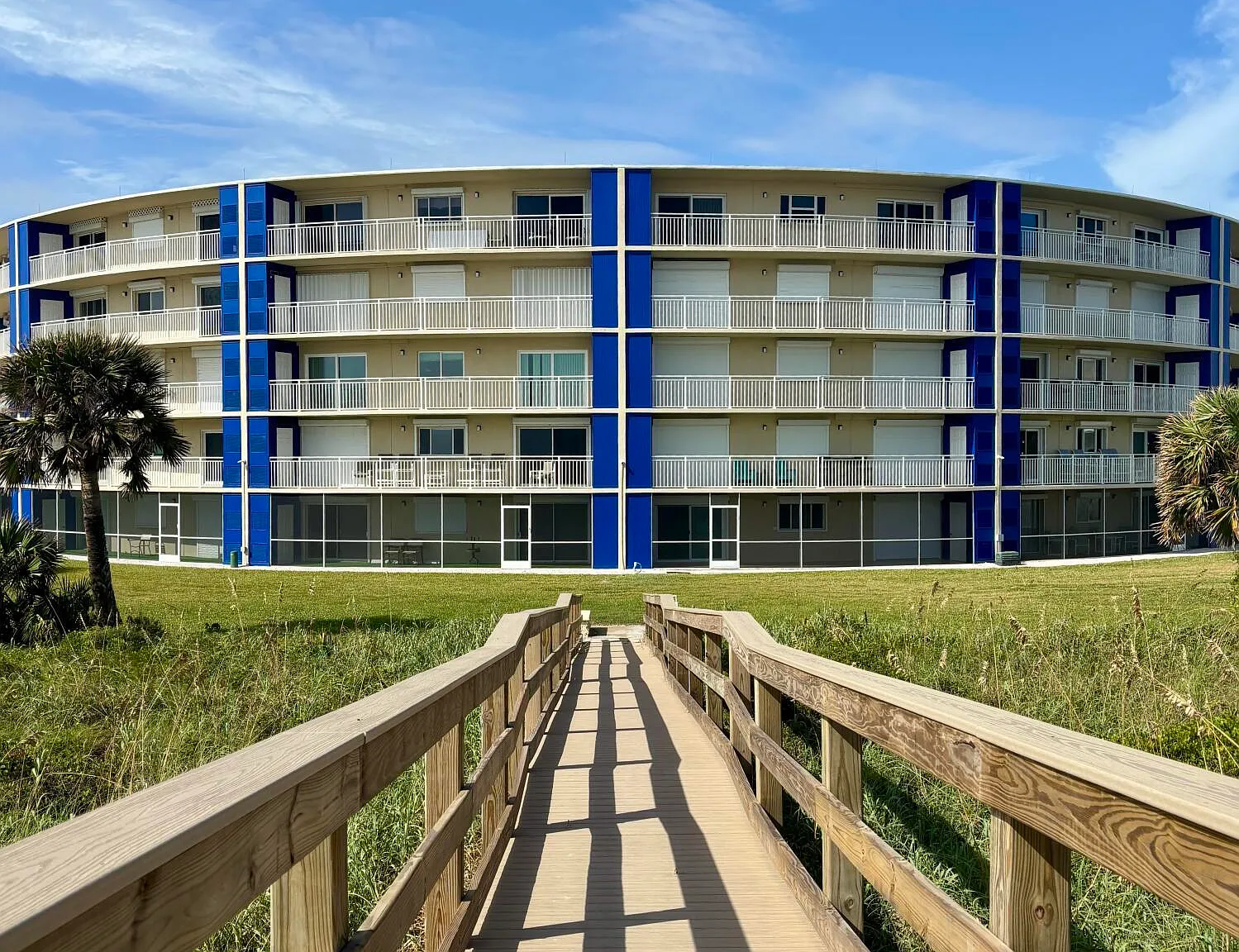 2 bed, 2.0 bath, 1506 sqft, $2,950 — Photo 2