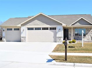 890 Rusty Ct, Kaukauna, WI 54130