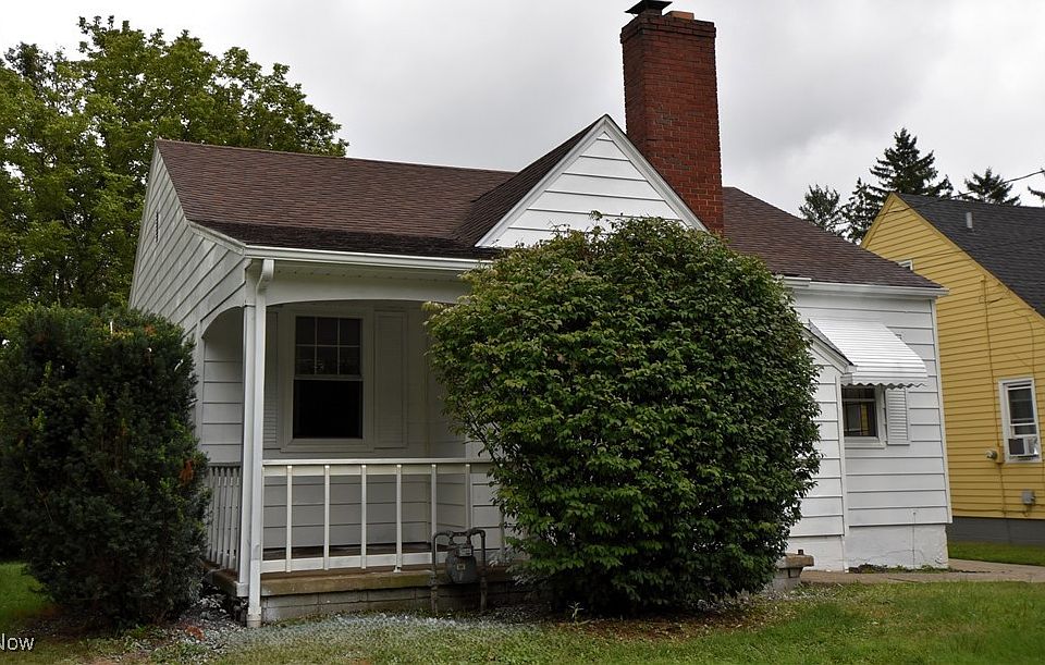 1st image of 105 S Hazelwood Ave