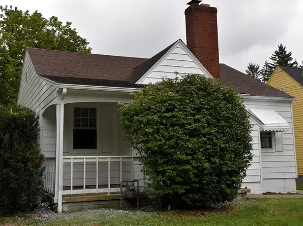 105 S Hazelwood Ave, Youngstown, OH 44509