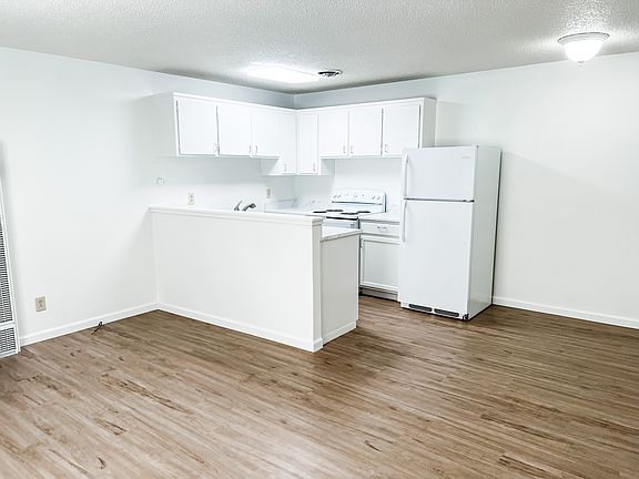 5th image of 1351 Arcadian Ave APT B
