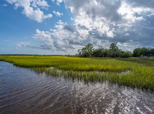 403 Clayton Dr, Charleston, SC 29414
