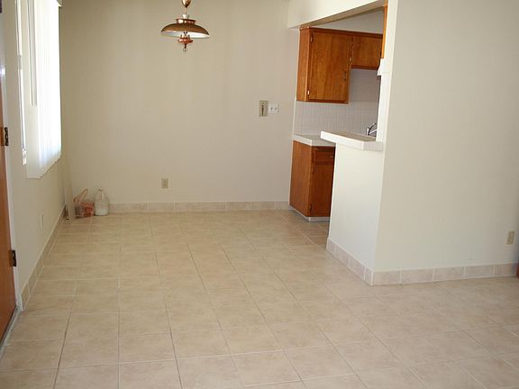 3rd image of 4244 Lakewood Blvd #3