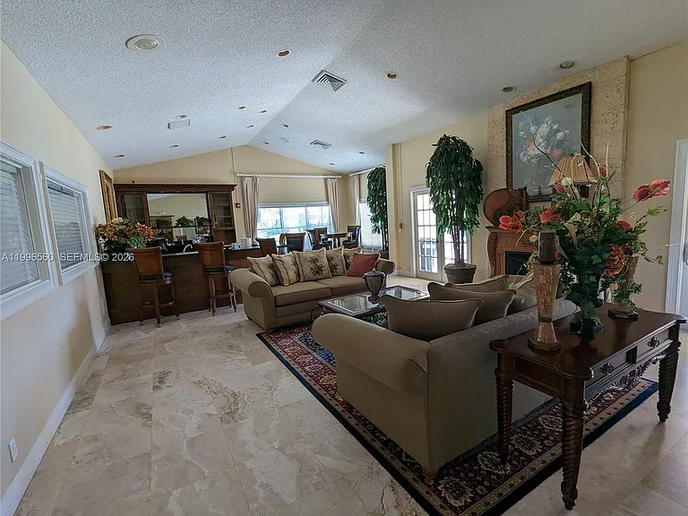 Pinewalk Dr N — Photo 12