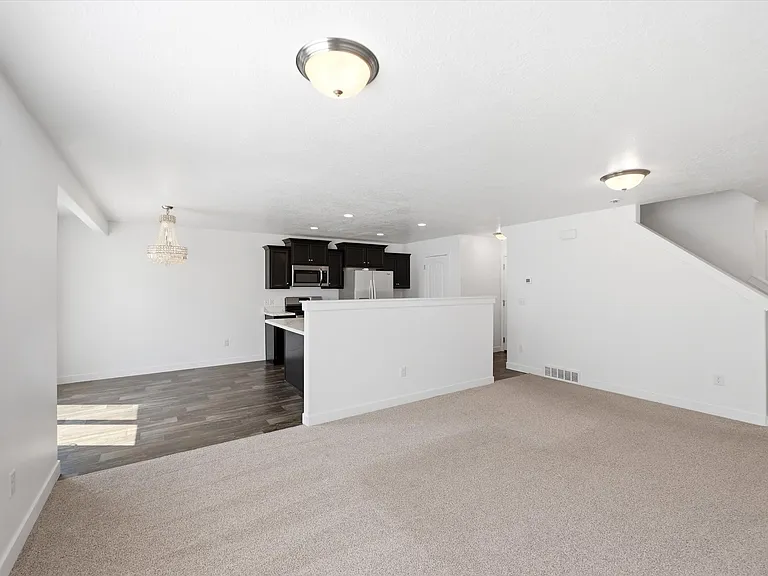 432 S Pegasus Way — Photo 7
