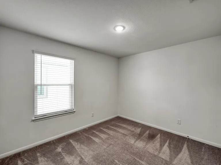 7314 Madison Commons Ln — Photo 19