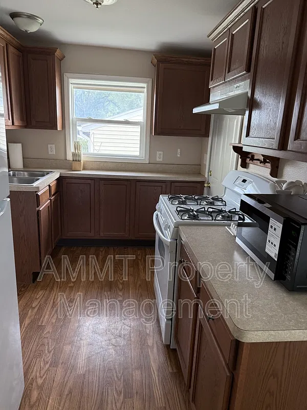 1 bed, 1.0 bath, $1,500 — Photo 4