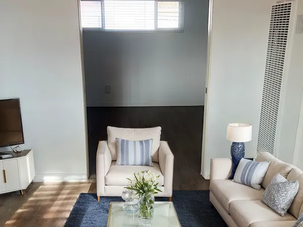 25 Bennett Ave APT 5, Long Beach, CA 90803
