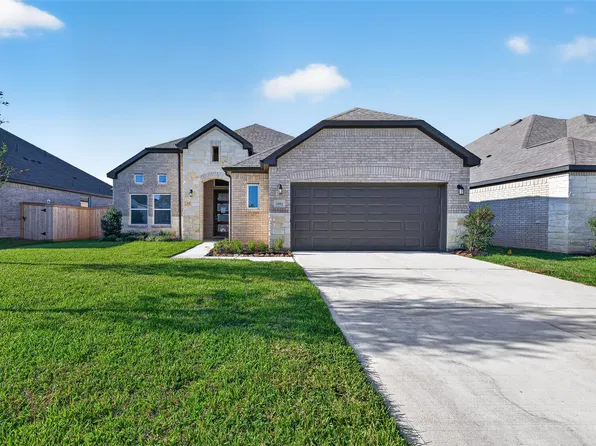 1052 Apple Ridge Rd, Magnolia, TX 77355