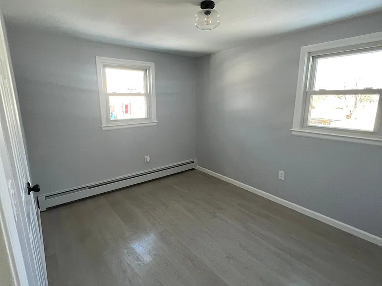 31 Forest Ln — Photo 7