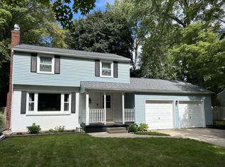 1640 Forest Hills Dr, Okemos, MI 48864