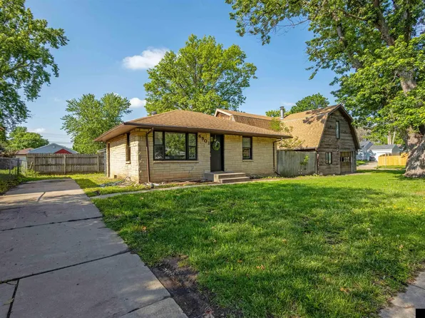 4901 Fremont St, Lincoln, NE 68504