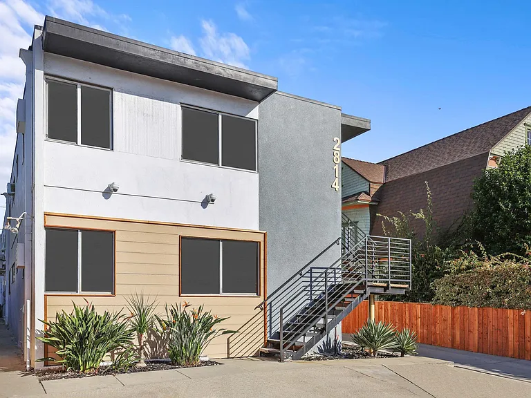2814 Sichel St — Photo 21