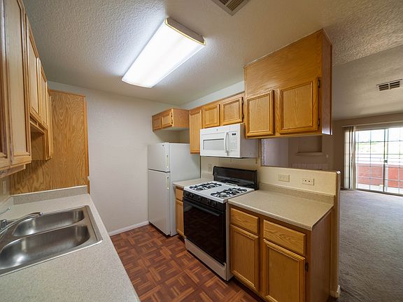 5th image of 4730 E Craig Rd Unit 2120-1