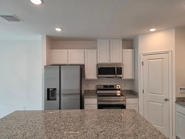 3600 Summit View Way — Photo 17
