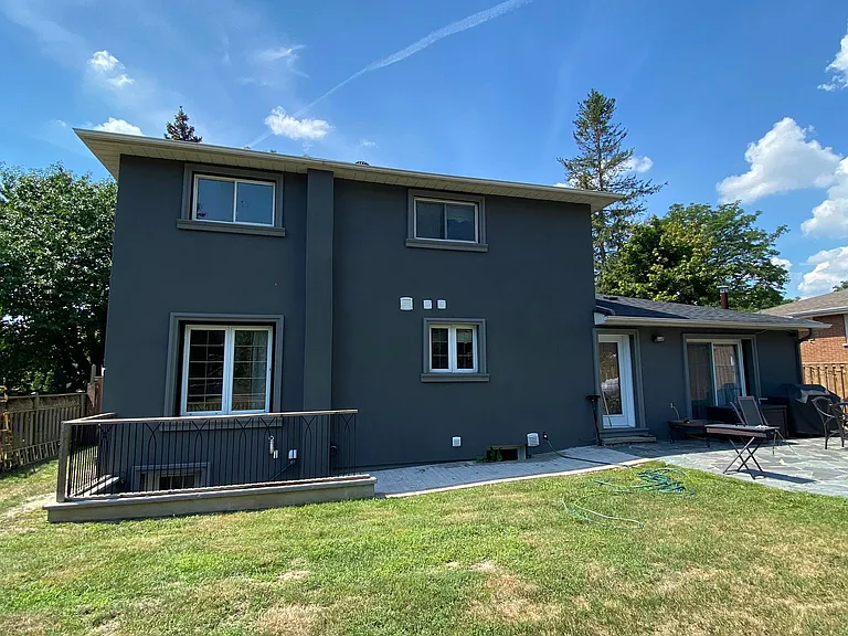 48 Sunnywood Cres #BASEMENT — Photo 1