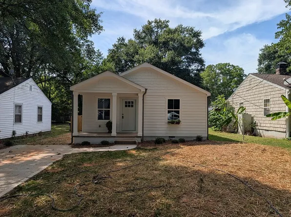 814 Walnut St, Belmont, NC 28012