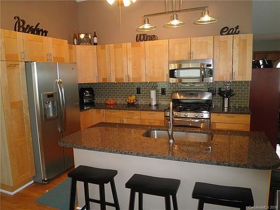 2nd image of 233 Alleghany Dr