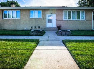 9800 S Washtenaw Ave, Evergreen Park, IL