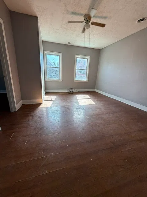 1 bed, $800 — Photo 1