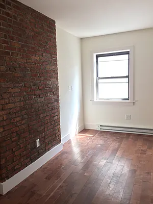 Rented by Bruma Realty LLC | media 18