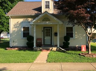 301 S 2nd St, Caseyville, IL 62232
