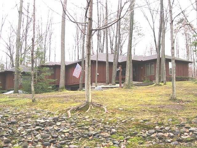 1st image of 110 Oaknoll Ct