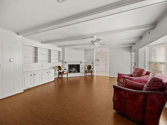 3rd image of 3722 6th St