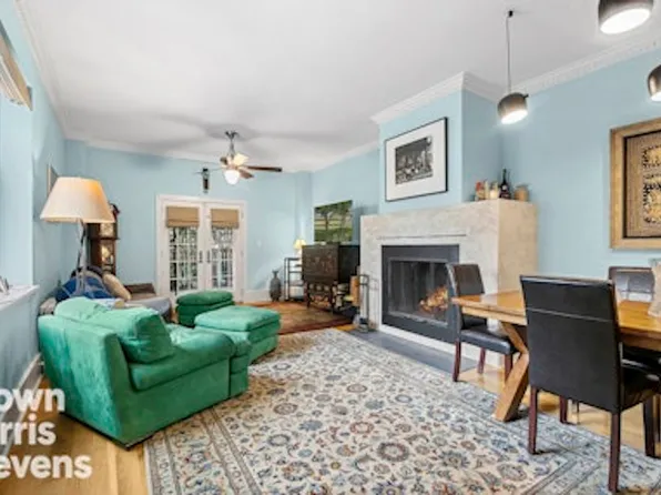 863 Riverside Drive image 4 of 21