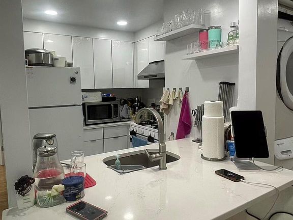 5th image of 137-08 31st Road #6E