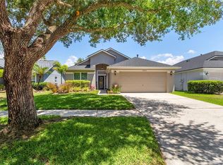 16923 Hawkridge Rd, Lithia, FL 33547