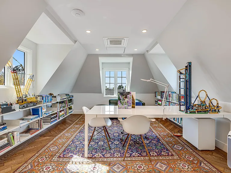 7135 Olivetas Ave — Photo 24